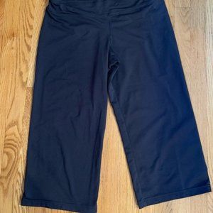 Adidas Capri length sz L yoga exercise pant